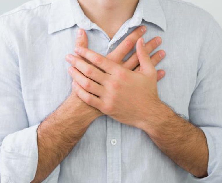 سوزش سردل یا حمله قلبی؟ چگونه به تفاوت آنها پی ببریم؟