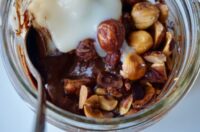 طرز تهیه پودینگ آووکادو و شکلات