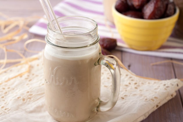 شیر تخم کتان خانگی تصویری