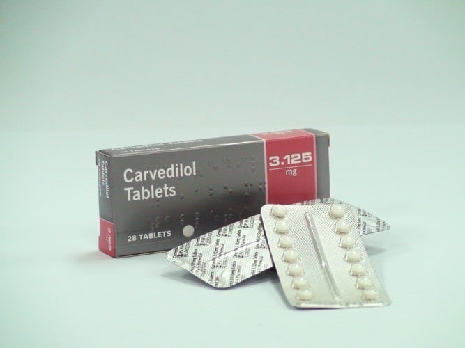 معرفی کامل داروی کارودیلول (carvedilol)، عوارض جانبی و نکات مهم