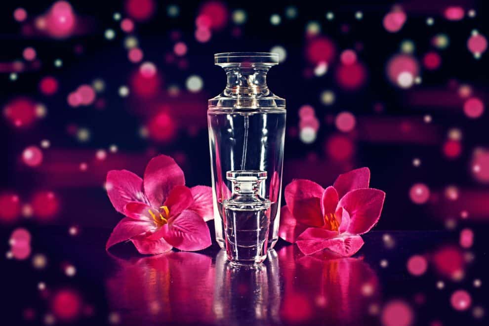 نگاهی به تاریخچه صنعت عطرسازی و تغییرات و تحولات آن در طول زمان