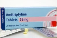 معرفی کامل داروی ضد افسردگی اِلاویل (Elavil) یا آمی تریپتیلین (amitriptyline)