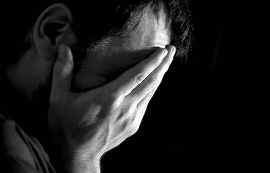 حس بی لیاقتی حس خوبی نیست. چگونه احساس بی لیاقتی نداشته باشیم؟