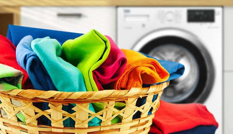 روش مراقبت از لباس‌های رنگ روشن ،چطور از نرم کننده لباس استفاده کنیم؟
