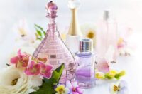 عطر گل‌ها رایحه‌های دلپذیری که باعث شادی و نشاط شما می‌شوند