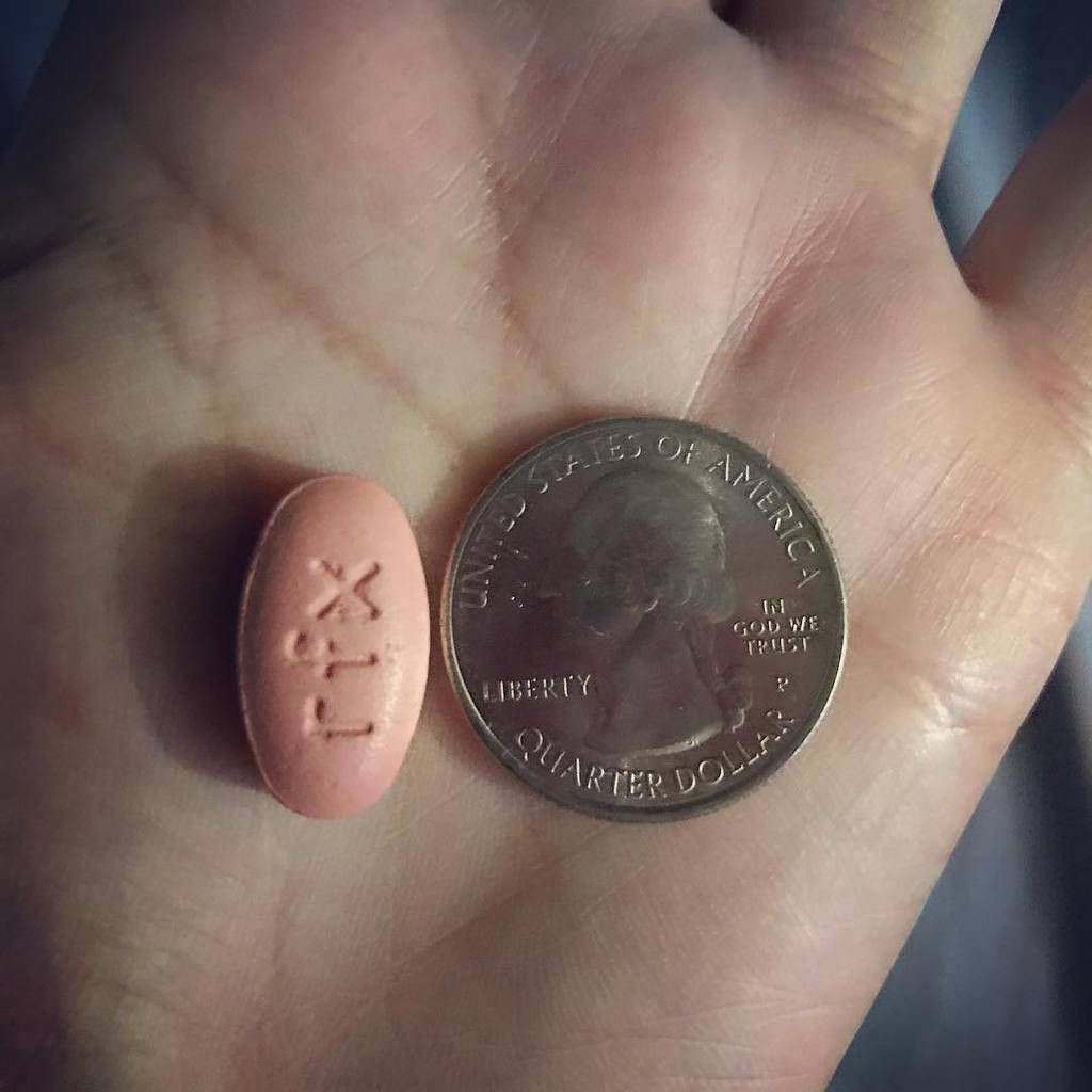 داروی زیفاکسان (rifaximin) و اثرات، نحوه مصرف و عوارض آن