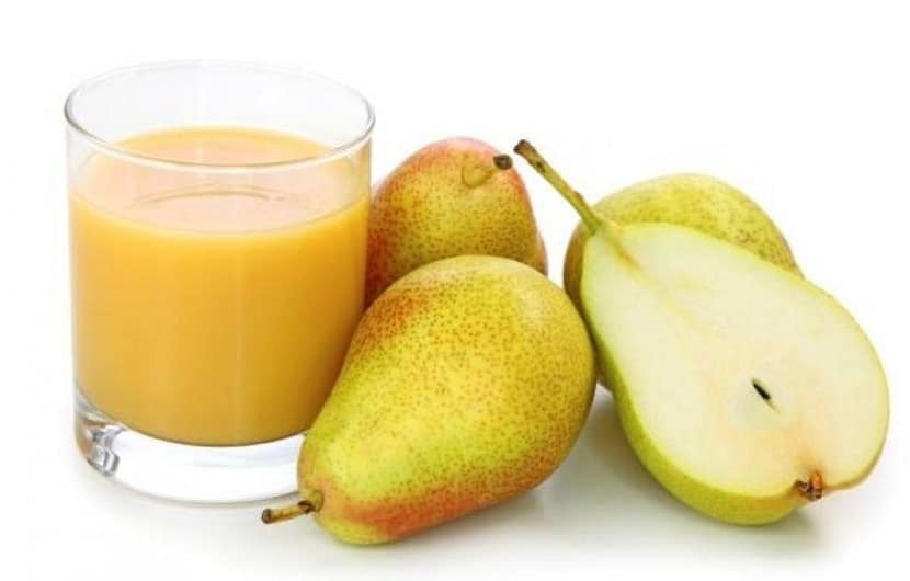 آب گلابی و معرفی ۱۰ مورد از مزایای باورنکردنی این نوشیدنی