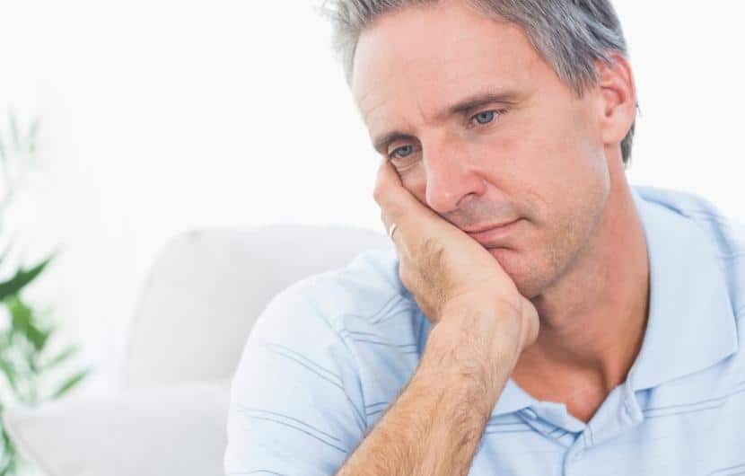 کمبود تستوسترون چه علائمی دارد، درمانهای پزشکی و طبیعی آن چیست؟