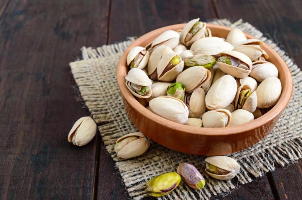 غذاهای مناسب فشار خون بالا و مواد غذایی مضری که باید حذف شوند غذاهای مناسب فشار خون بالا