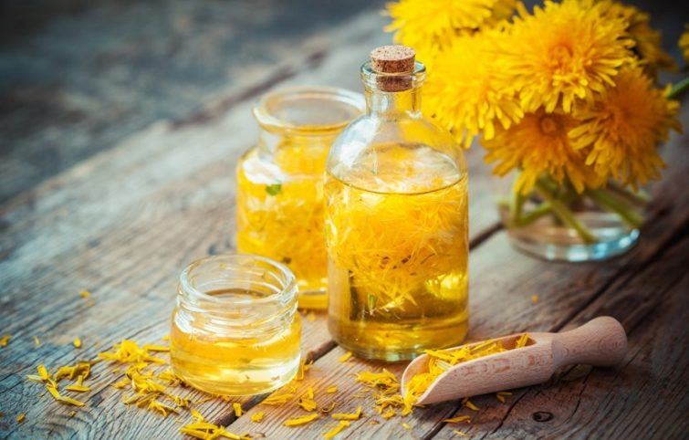 طرز تهیه روغن گیاهی تزریقی با گیاهان دارویی به چندین روش متفاوت