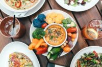 اهمیت پیش غذا و دسر