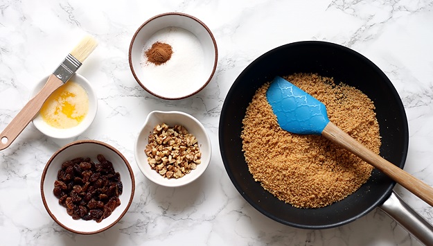 طرز تهیه شیرینی اشترودل سیب اصل اتریشی