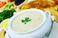 طرز پخت سوپ شیر مجلسی با جو پوست کنده و قارچ برای 2 نفر