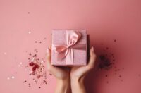 ۱۱ ایده خاص برای کادو به دختر ۲۰ ساله