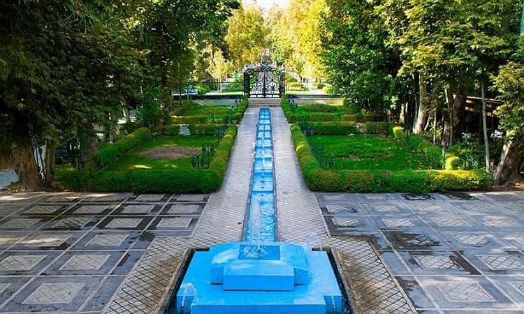 باغ فردوس تهران کجاست و چه امکاناتی دارد؟