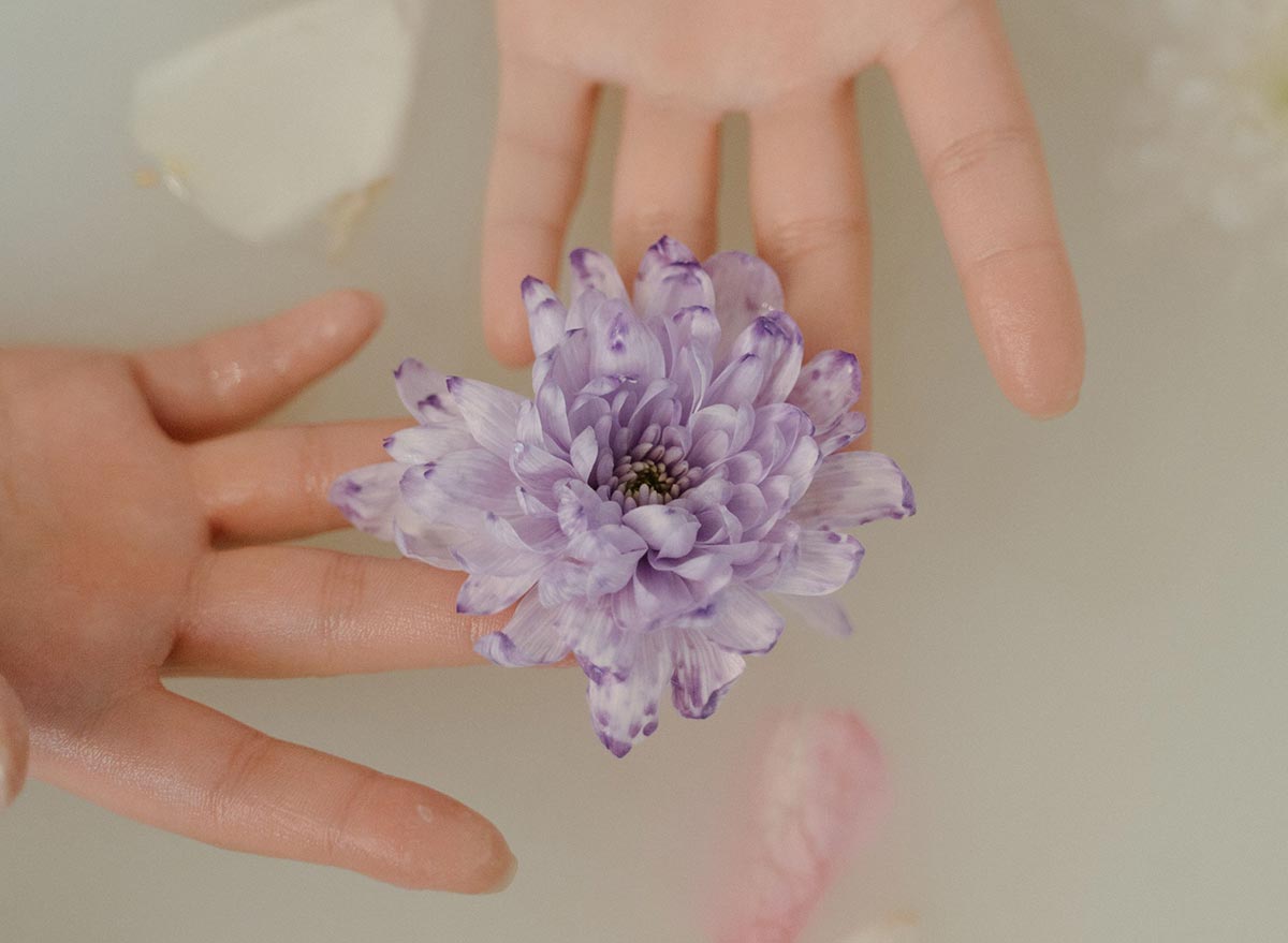 خواص گلاب برای پوست